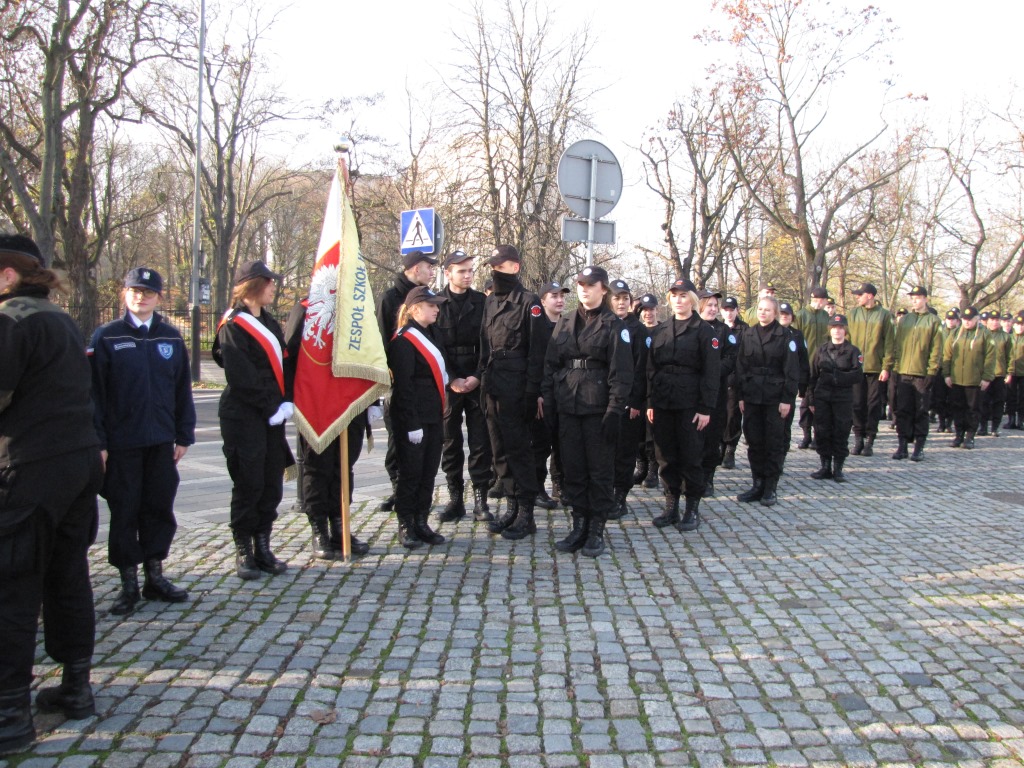 XV Integracyjna Parada Młodzieży szkół o profilu wojskowym