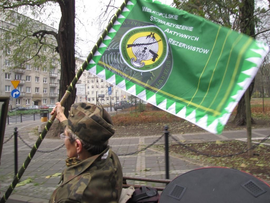 Przemarsz młodzieży przez Poznań